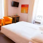 Ξενοδοχείο Du