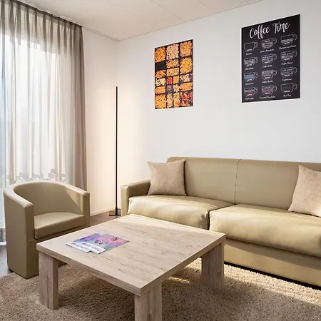 Hotel Du 3*