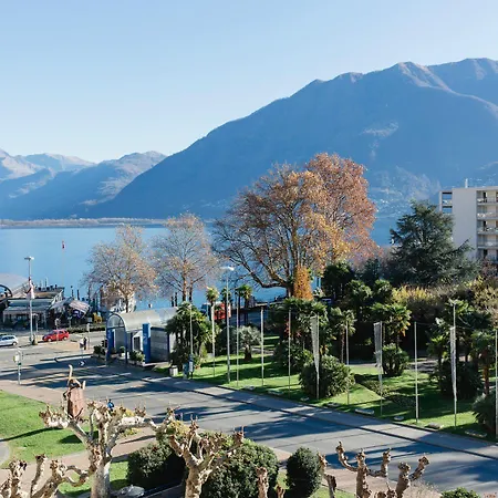 Du 3* Locarno