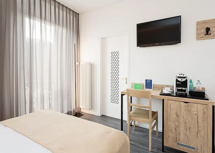 杜拉克酒店 3* 洛迦诺