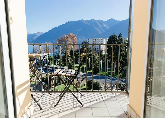 Du 3* Локарно