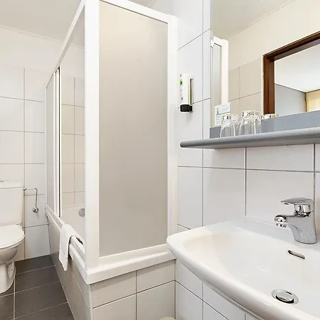 Du Hotell Locarno