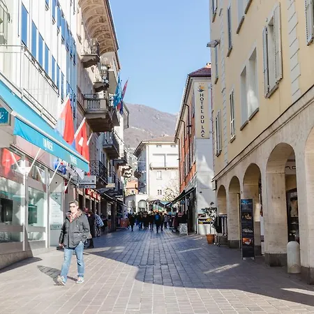 Du Otel Locarno